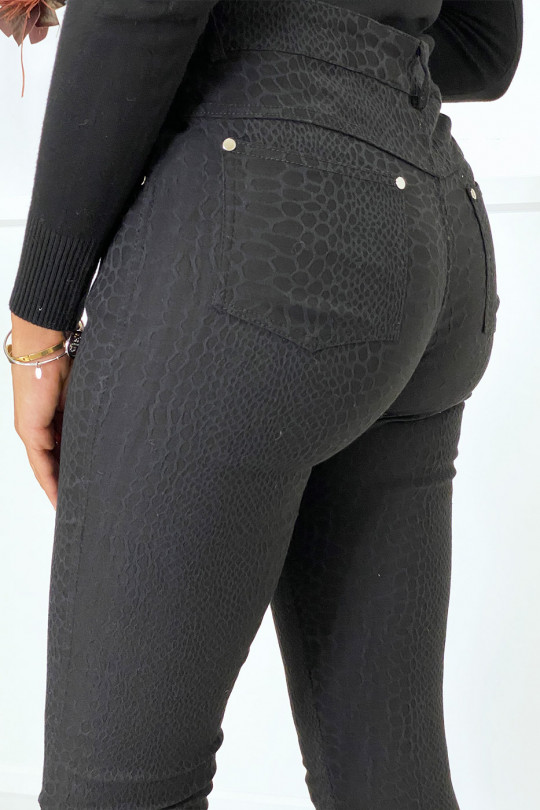 Pantalon slim noir motif python avec 5 poches - 7