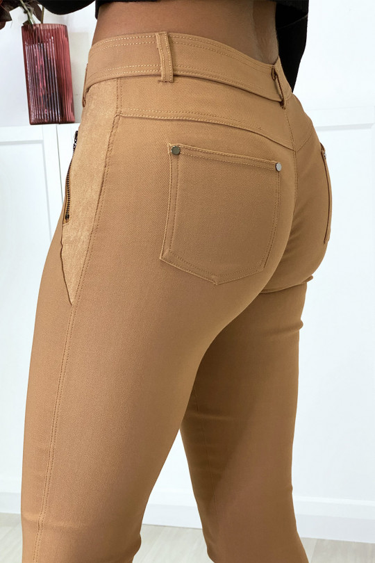Pantalon slim camel en strech avec zip et suédine - 7