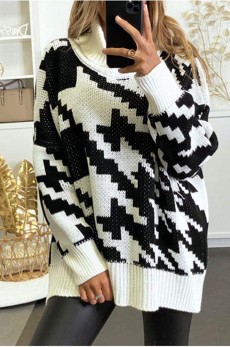 Gros pull over size blanc col roulé motif vichy - 1