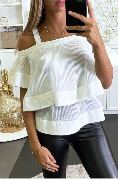 Blouse blanche plissée à col bardot et à volants. - 1