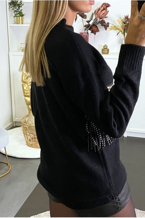Pull noir très doux à à frange et plume style indien. - 4