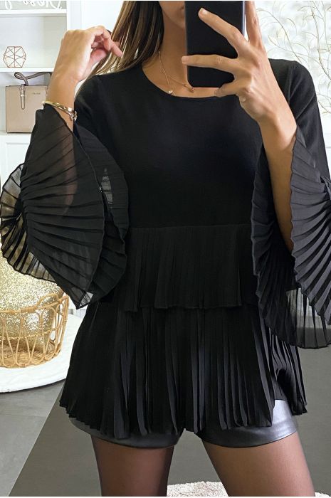 Pull noir bi matière à volant en voilage plissée - 3