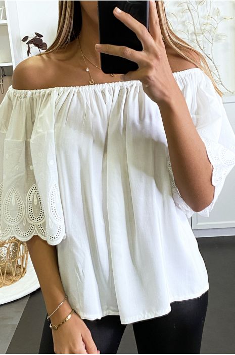 Blouse blanche col bateau avec brodé aux manches - 2
