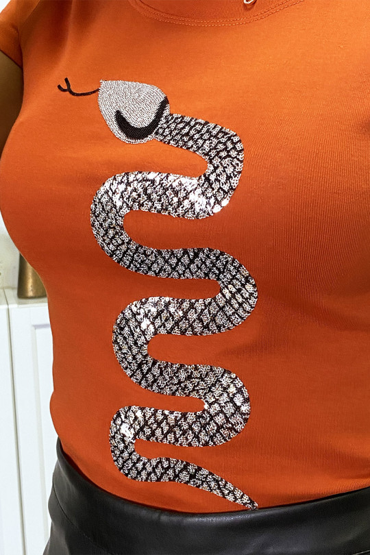 T-shirt cognac à motif serpent en sequin