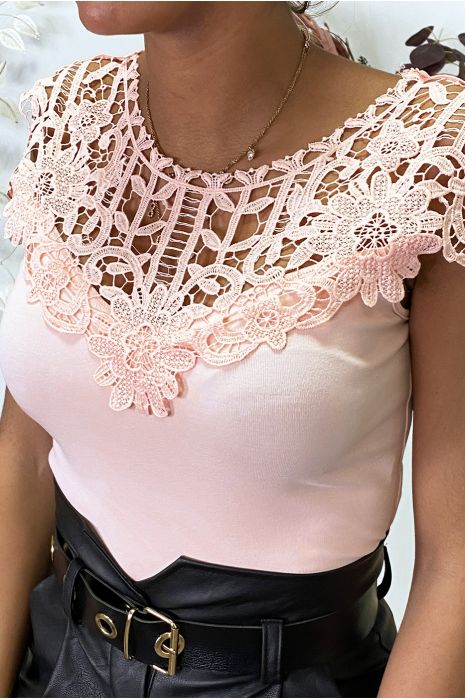 Pink top with lace at the bust - 4