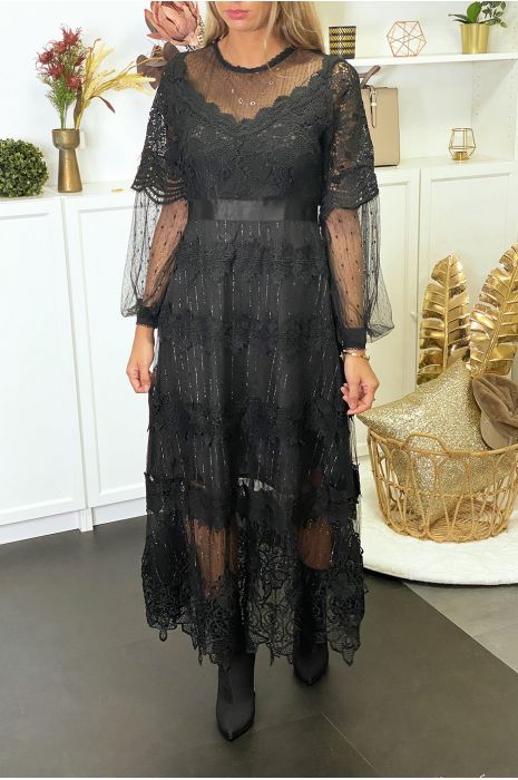 Longue robe en dentelle noir doublé avec broderie - 1