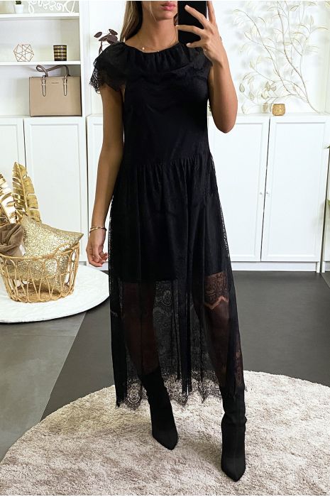 Longue robe en dentelle col bateau et doublé - 2