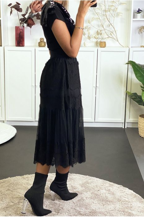 Jupe noir doublé en tulle avec de la dentelle - 4