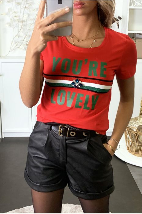 T-shirt rouge avec écriture et strass - 2