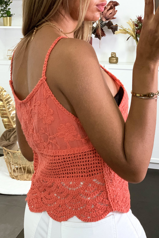 Coral cotton tank top with pretty embroidered lace pattern - 3