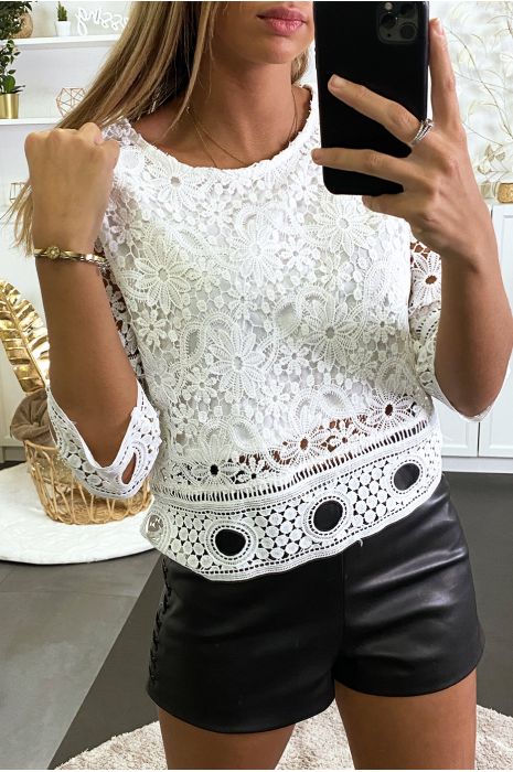 Top blanc doublé à crochet , dessous plus court. - 1