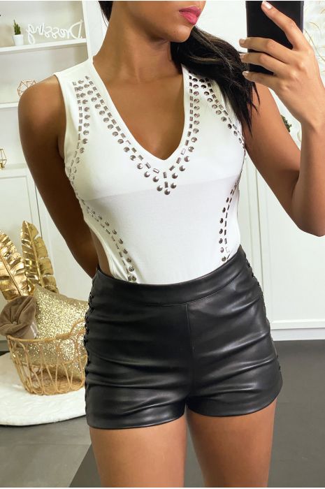 Body blanc avec ouverture sur les côtés et strass - 9