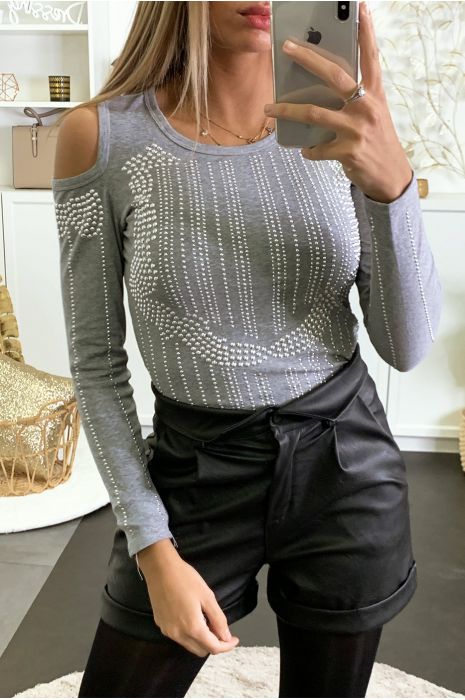 Haut gris épaules dénudé ornée de strass argenté à l'avant - 2
