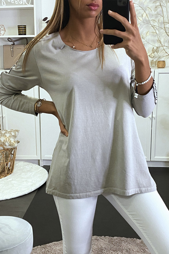 Simple gray long sleeve top with tricolor bands - 2