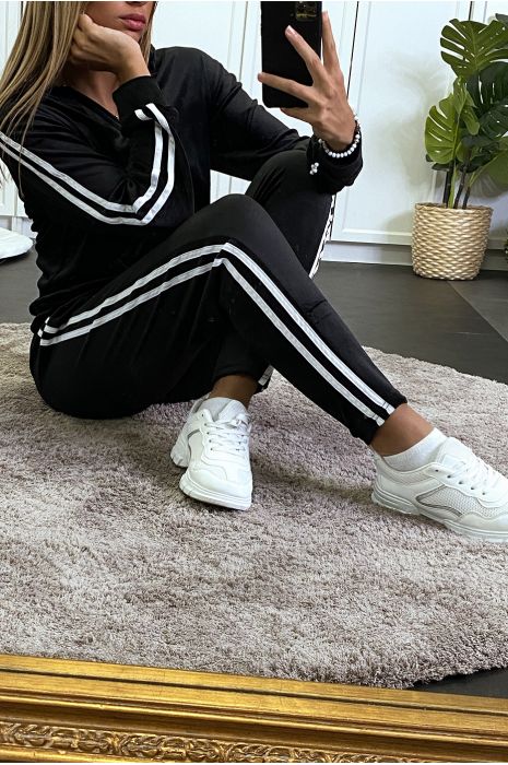 Ensemble jogging noir  avec bande sur les cotés - 4
