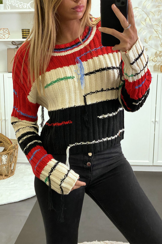Cropped jumper with predominantly red cable knit and fringe - 11