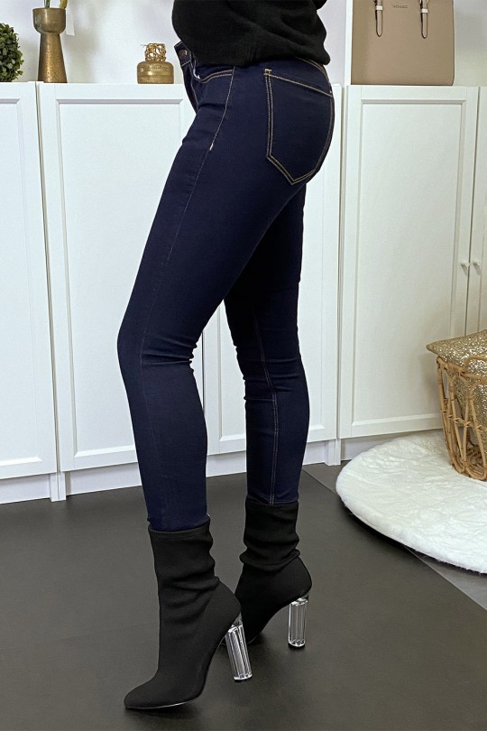 Raw and stretch slim jeans with pockets - 4