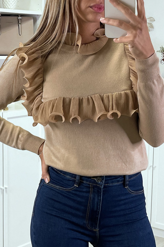 Camel sweater with ruffle front and back - 4