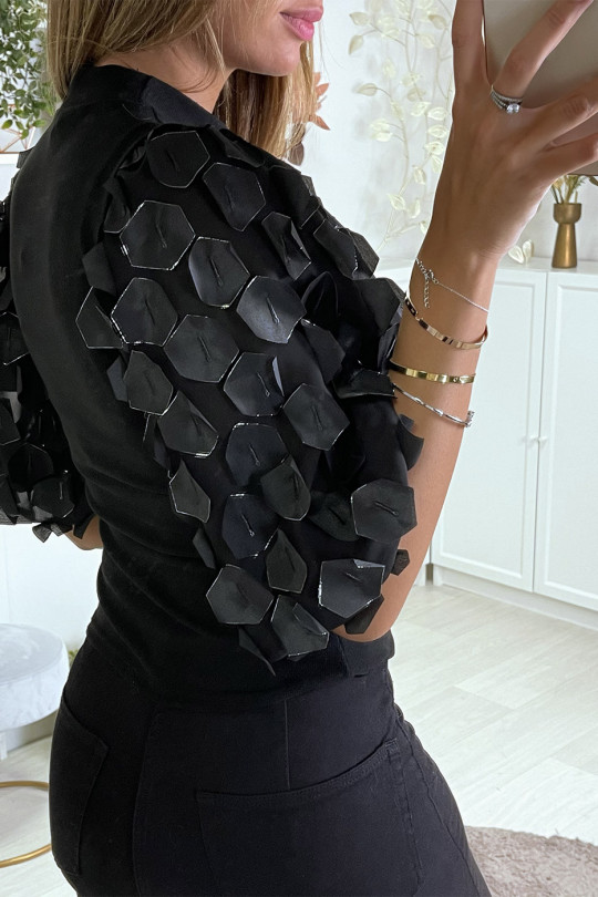 Black top with petal puff sleeves - 1