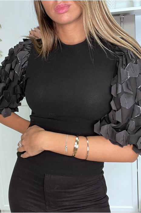 Black top with petal puff sleeves - 8