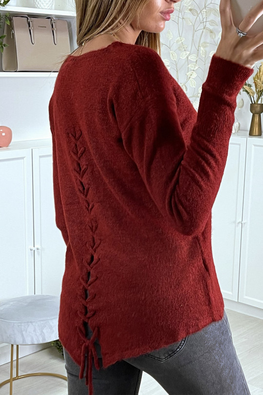 Vallende en zeer zachte sweater in bordeauxrode V-hals met vlecht op de rug - 1