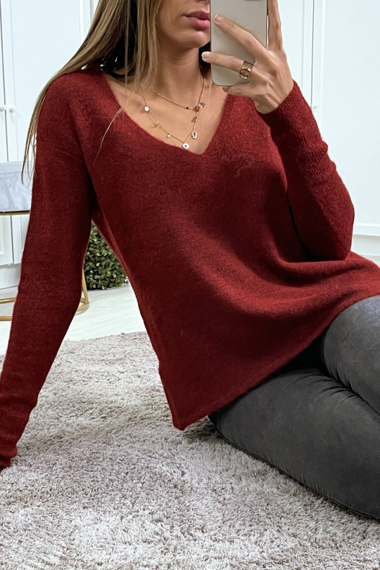 Falling and very soft sweater in burgundy V-neck with braid on the back - 3