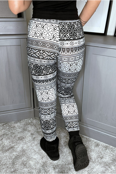 Pantalon noir et blanc à motifs - 3