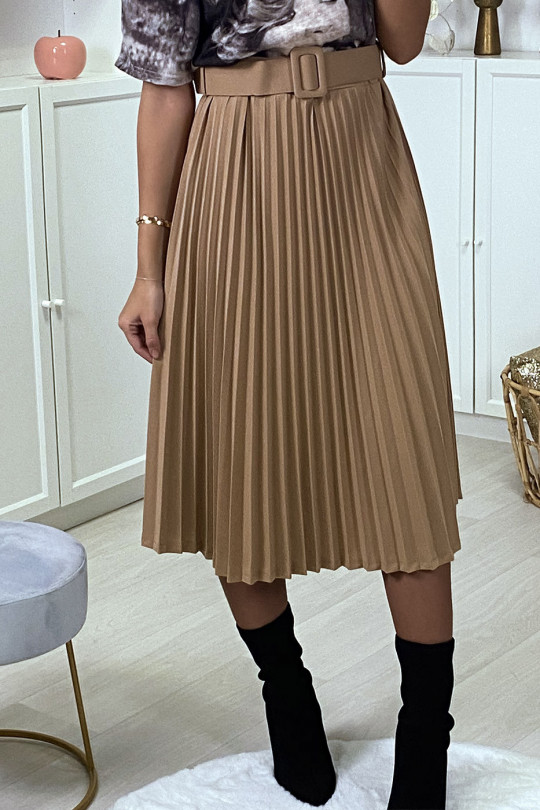 Mid-length camel pleated skirt with belt - 1