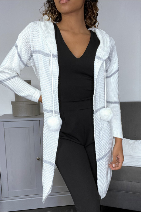 White vest with hood and pompoms - 1