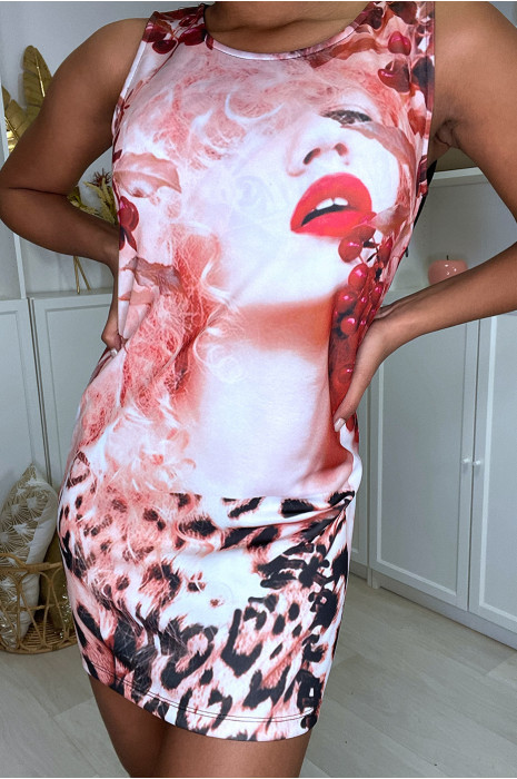 Sleeveless dress with design on the front - 1