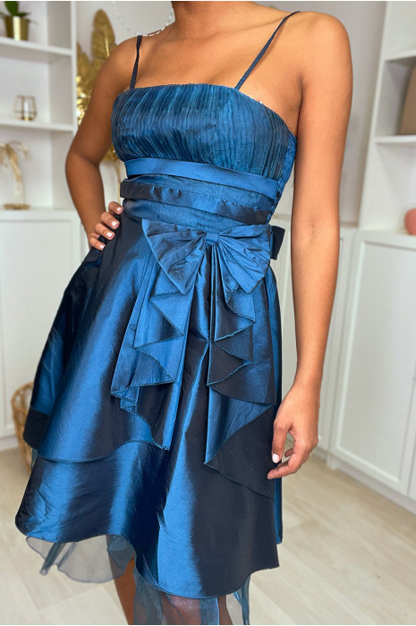 Robe de coktail verte avec plis et volant - 4