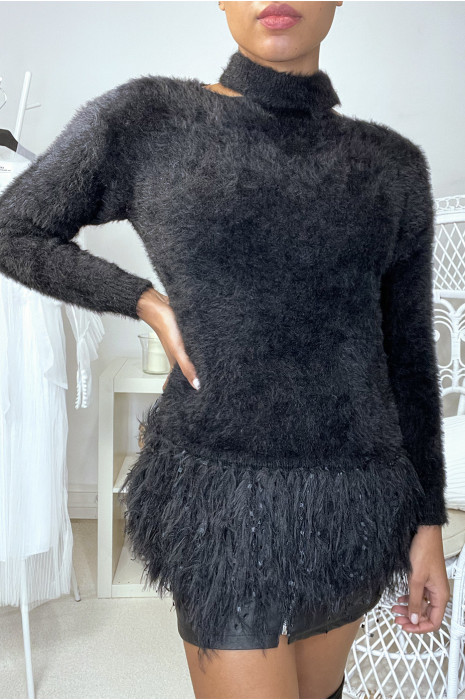 Very soft black sweater with opening at the collar and fringe at the bottom - 3