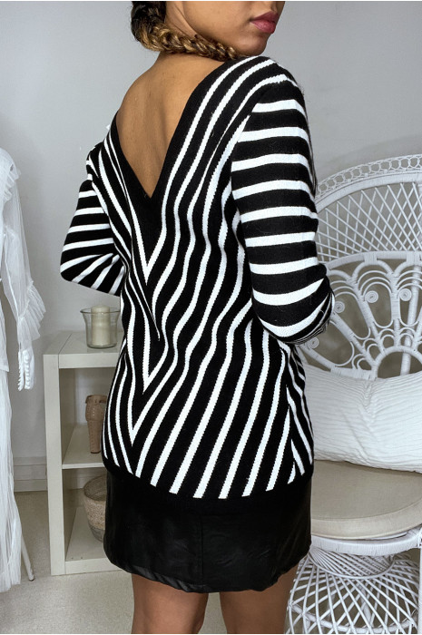Pull grand vol V avec rayure noire et blanc - 1