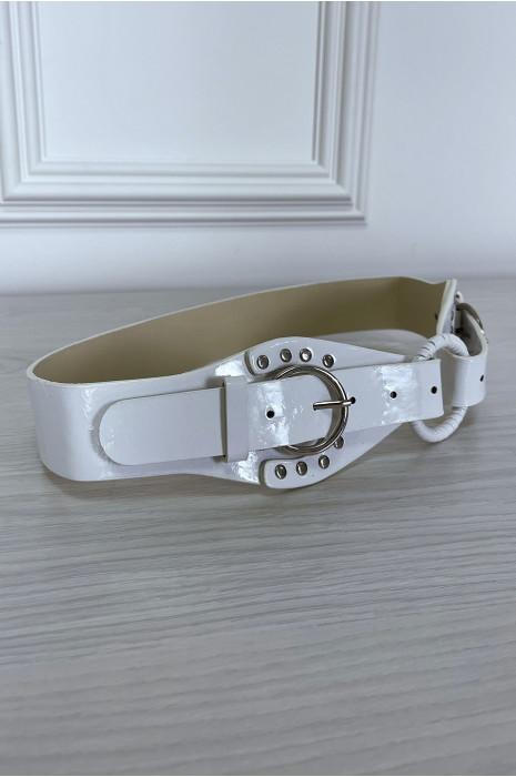White belt with two fasteners and a circle in the middle - 2
