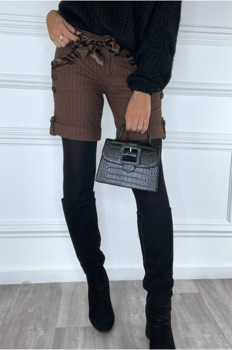 Short à rayure marron avec boutons et ceinture en satin - 4