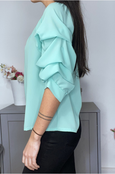 Blouse froncée turquoise à col bateau avec collier - 3