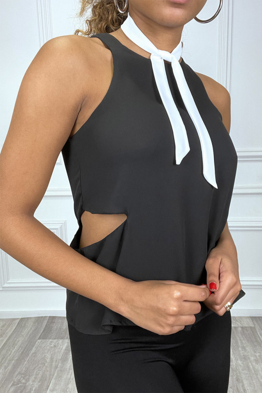 Sleeveless black crepe blouse with side opening - 3