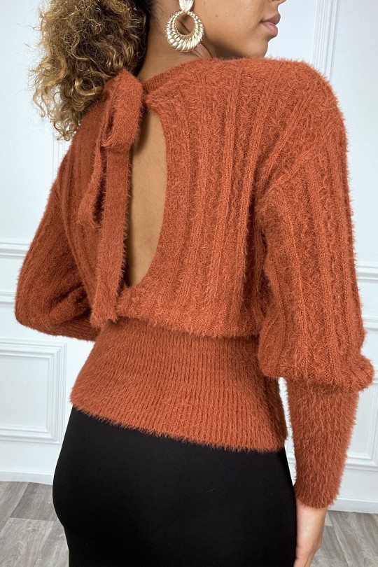 Very soft cognac sweater with open back and bow - 5