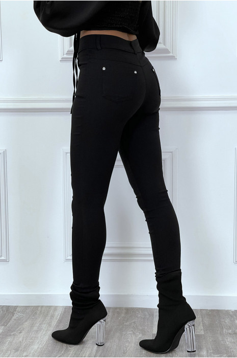 Pantalon slim noir avec poches et boutons avec faux diamant - 3