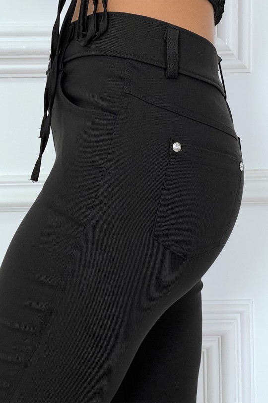 Pantalon slim noir avec poches et boutons avec faux diamant - 11