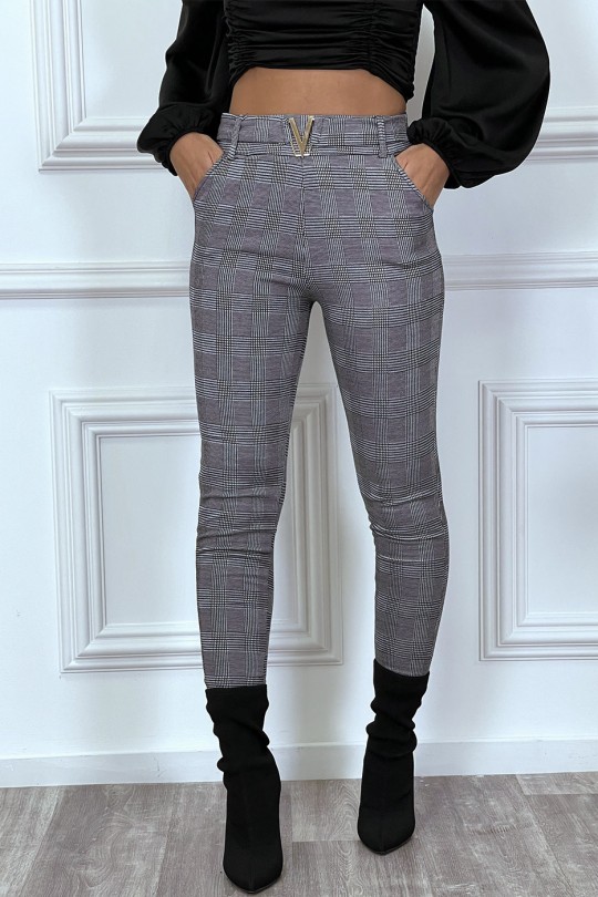 Pantalon Slim gris à carreaux avec accessoire V à la ceinture - 1