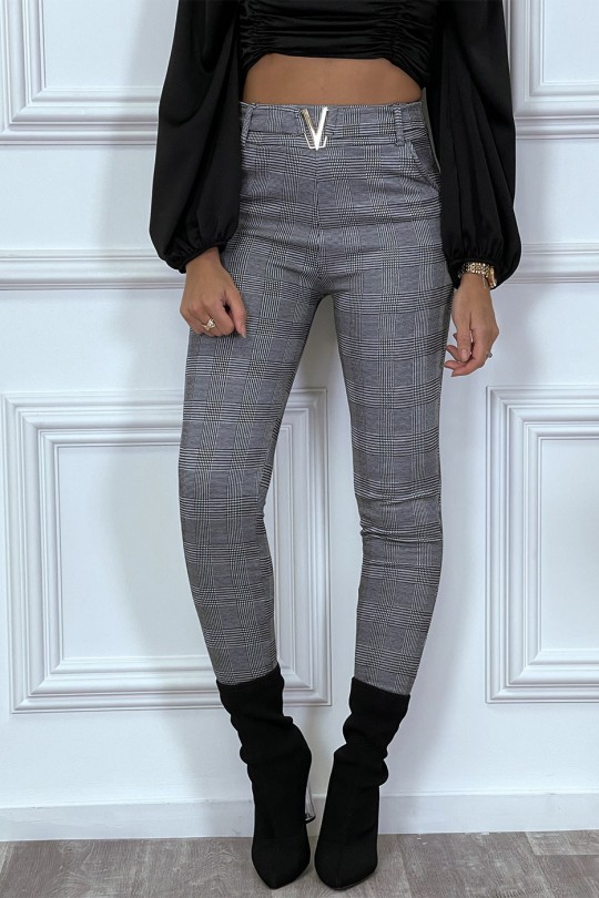 Pantalon Slim gris à carreaux avec accessoire V à la ceinture - 2
