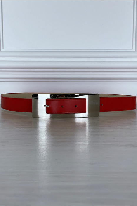 Thin red belt with long rectangular buckle - 4