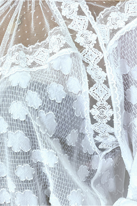 White high neck lace blouse with elastic waist and sleeves - 5