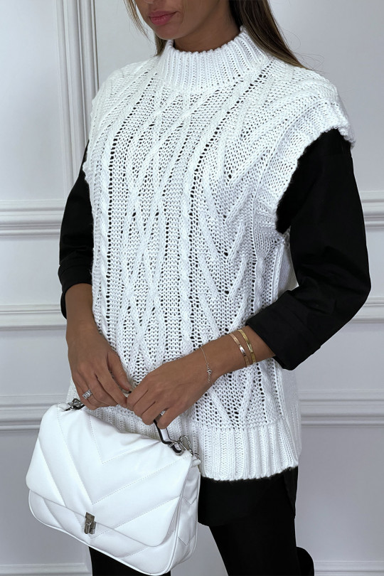 White sleeveless sweater in large cable knit and high collar - 1