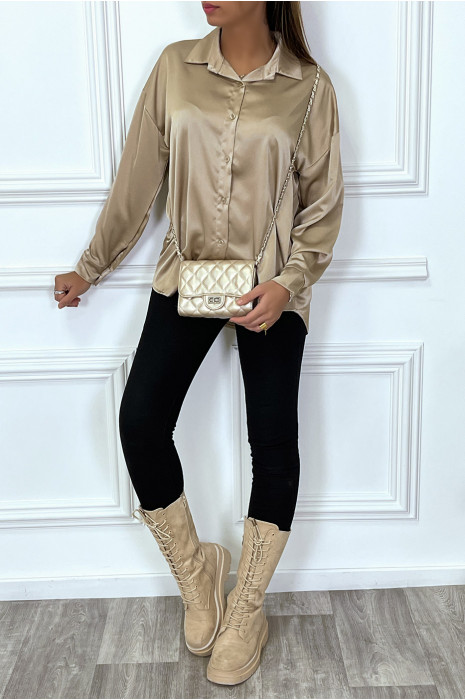 Longue chemise oversize camel satiné. Chemise femme - 4