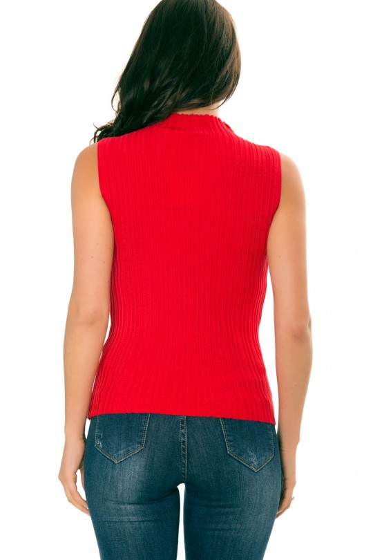 Red knitted tank top with collar. F709 - 3