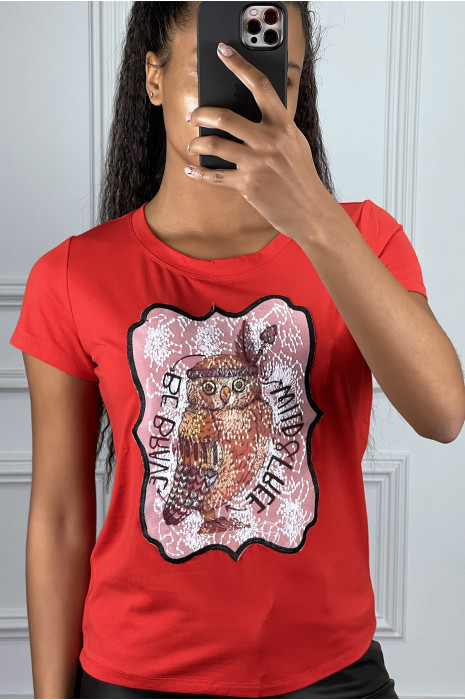 T-shirt rouge à col rond et empiècement en dentelle - 1