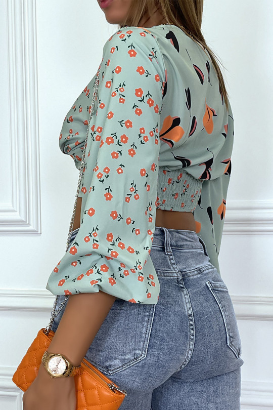 Green crop top with floral pattern and plunging neck - 5