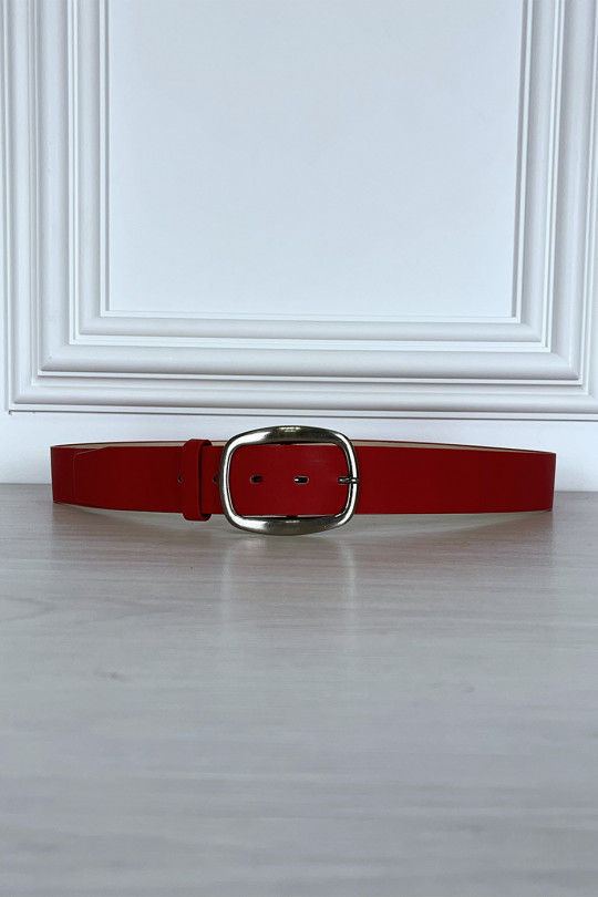 Minimalist red belt with large buckle - 1